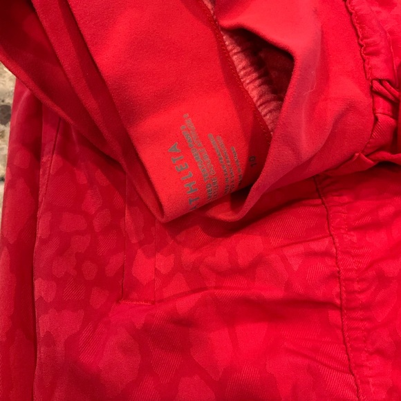 Athleta Attitude Pants SOLD OUT Rare Lined Sz 10 Excellent Condition - Picture 2 of 3